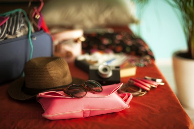 how_to_pack_holiday_fashion_tips_content