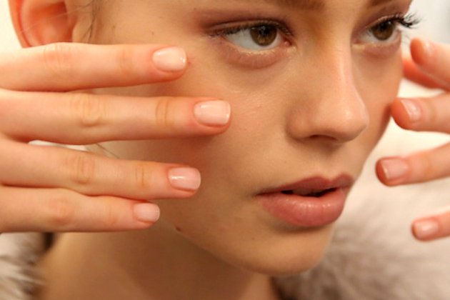 embedded_nude_nail_color_fall_2014