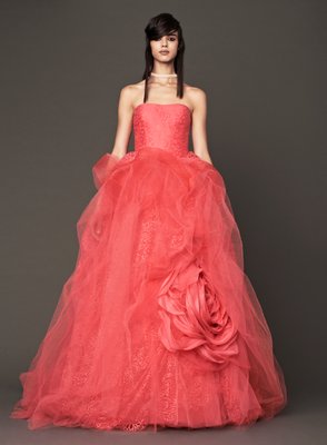 embedded_Vera_Wang_Fall_2013_Wedding_Gown_in_Red