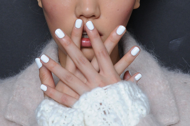 embedded_bright_white_nail_color_fall_2014