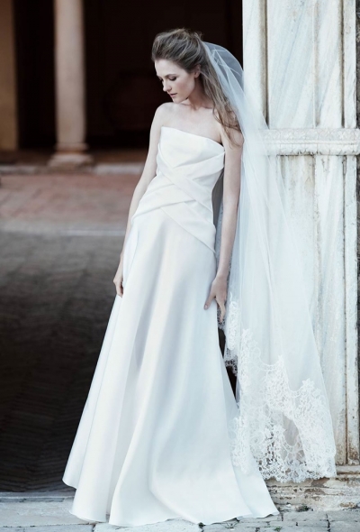 Alberta-Ferretti-Bridal-2016-Wedding-Dresses08-400x600